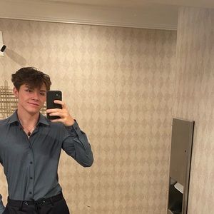 Meet your Posher, Brandon